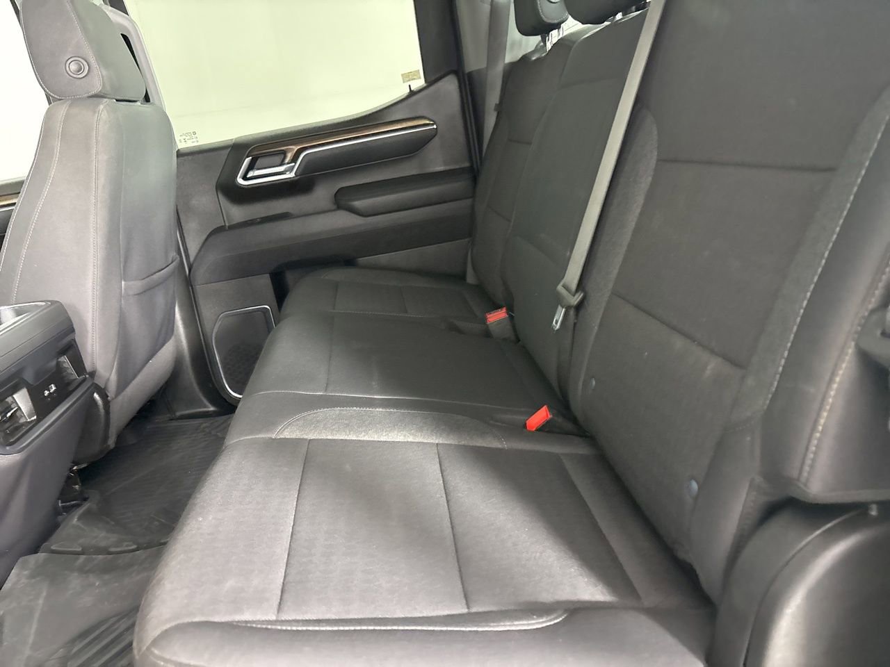 Used 2025 Chevrolet Silverado 1500 LT image 22