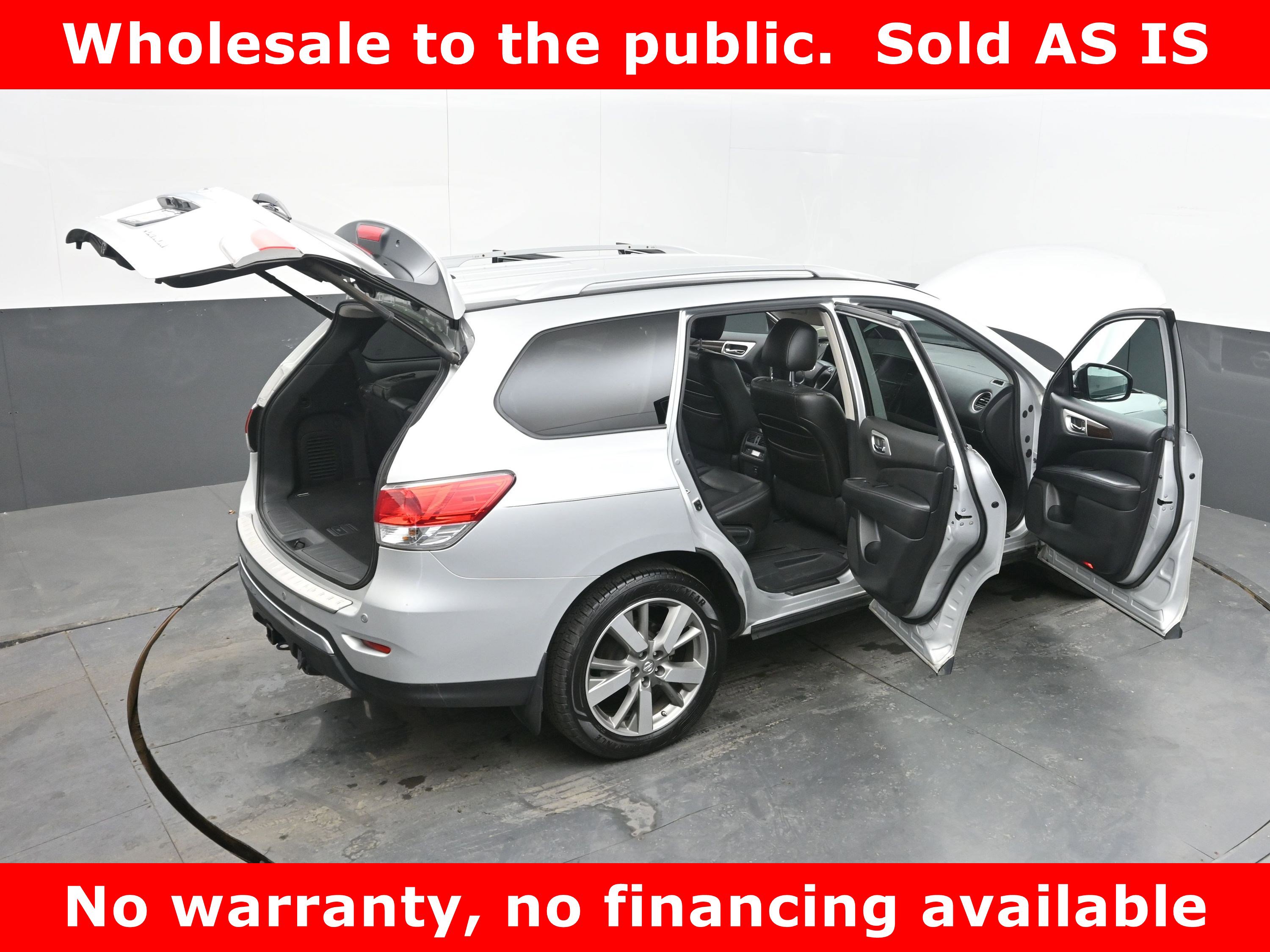Used 2013 Nissan Pathfinder Platinum image 40
