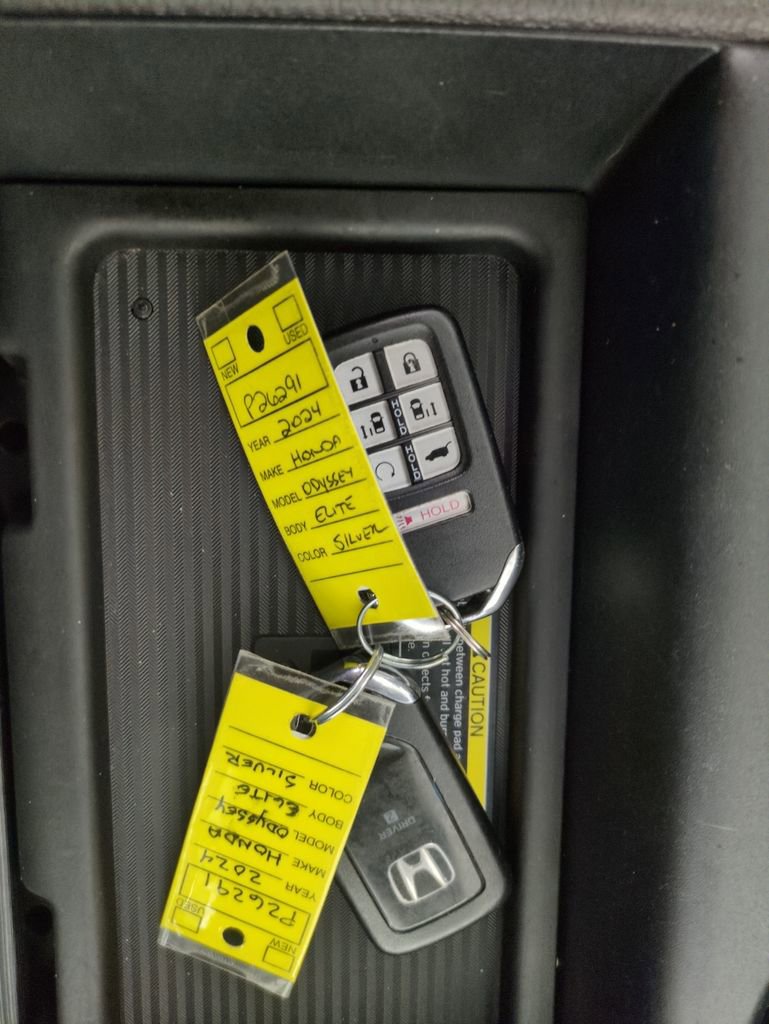 Certified 2024 Honda Odyssey Elite image 33