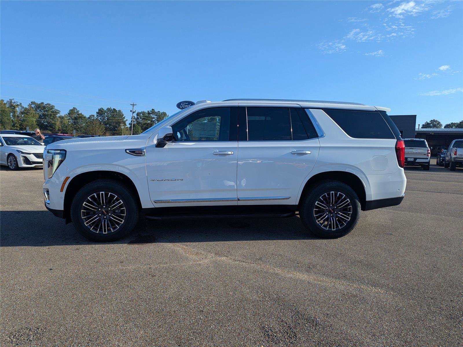 New 2026 GMC Yukon Elevation image 6