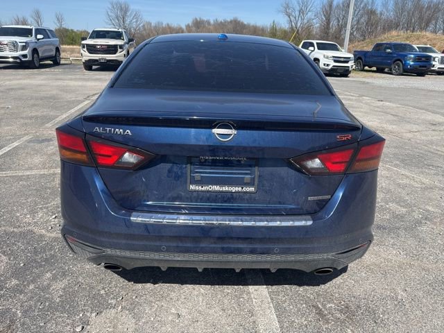 Used 2023 Nissan Altima 2.0 SR image 3