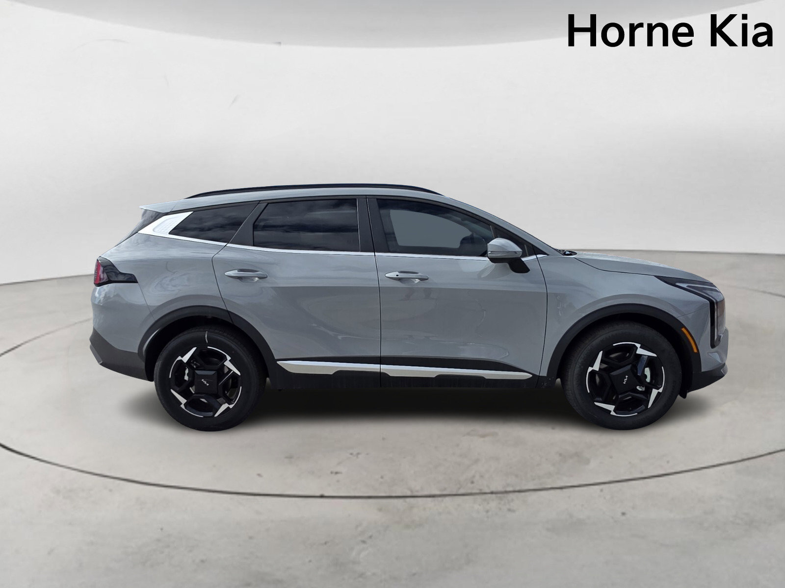 New 2026 Kia Sportage EX w/ EX Panorama Roof Package image 3