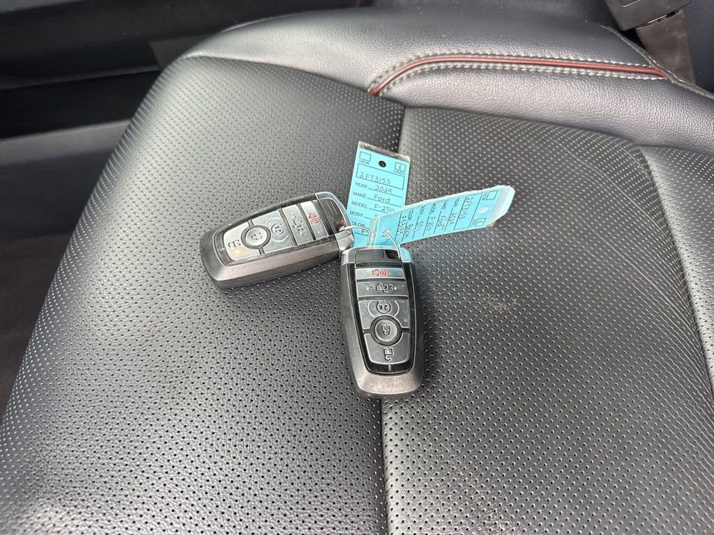 Used 2024 Ford F250 Lariat w/ Lariat Ultimate Package image 40