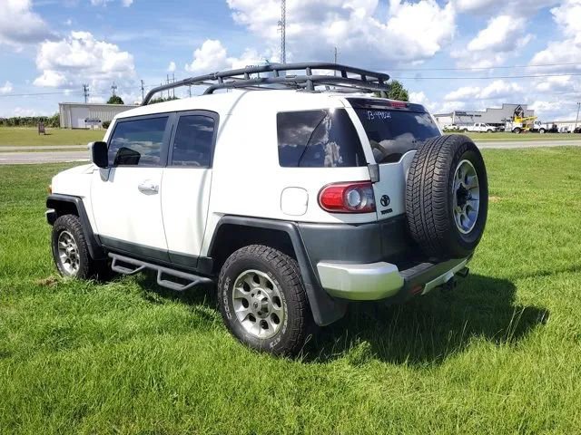 Used 2013 Toyota FJ Cruiser 4WD image 5