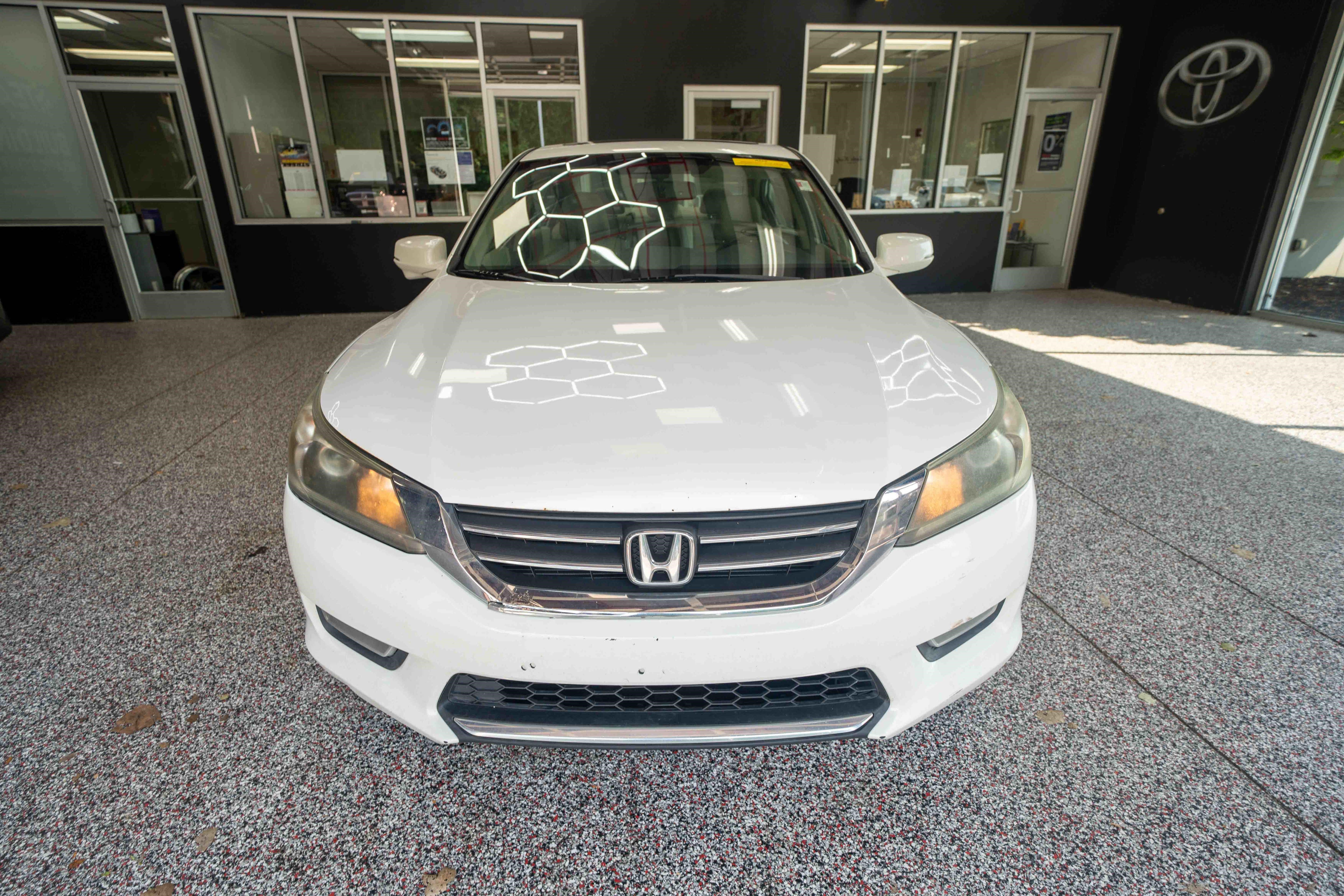 Used 2013 Honda Accord EX-L image 6