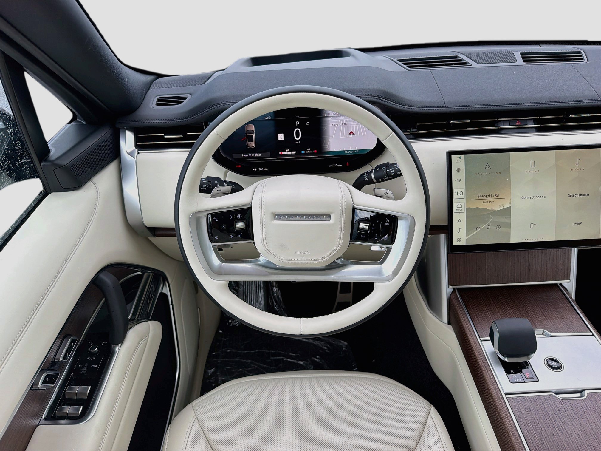 New 2026 Land Rover Range Rover SE AWD/4WD image 18