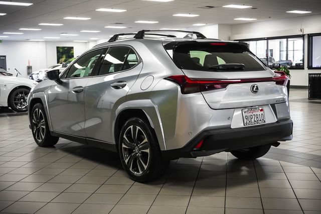 Certified 2025 Lexus UX 300h FWD image 8