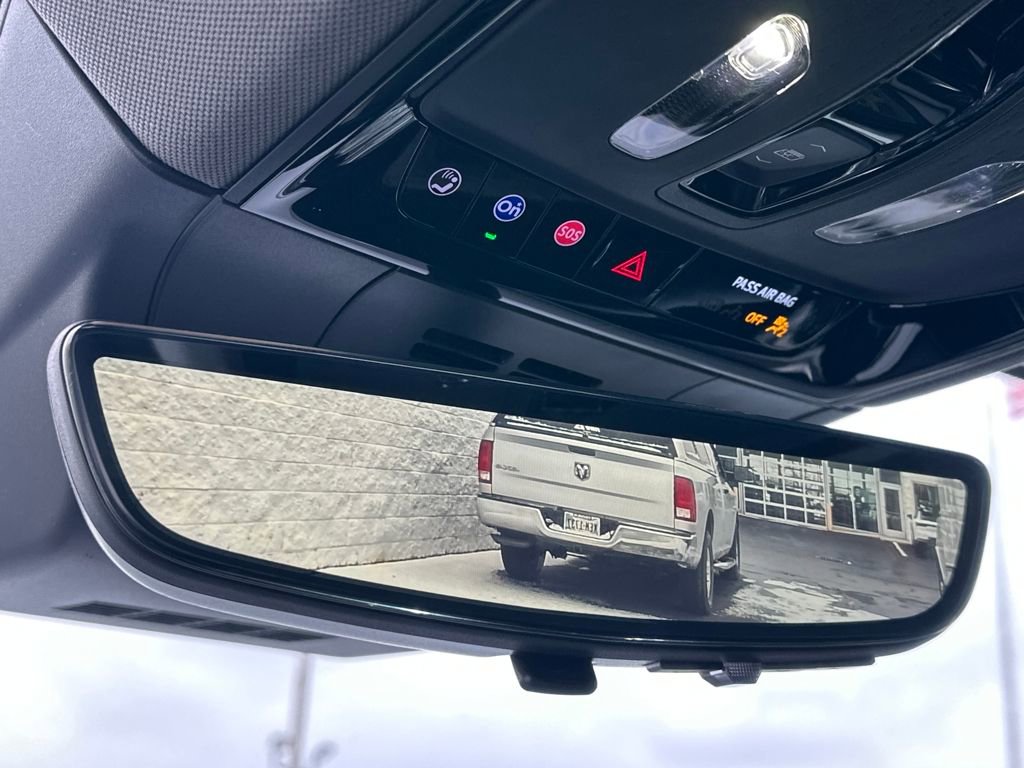 New 2026 Cadillac Optiq Sport 1 image 24