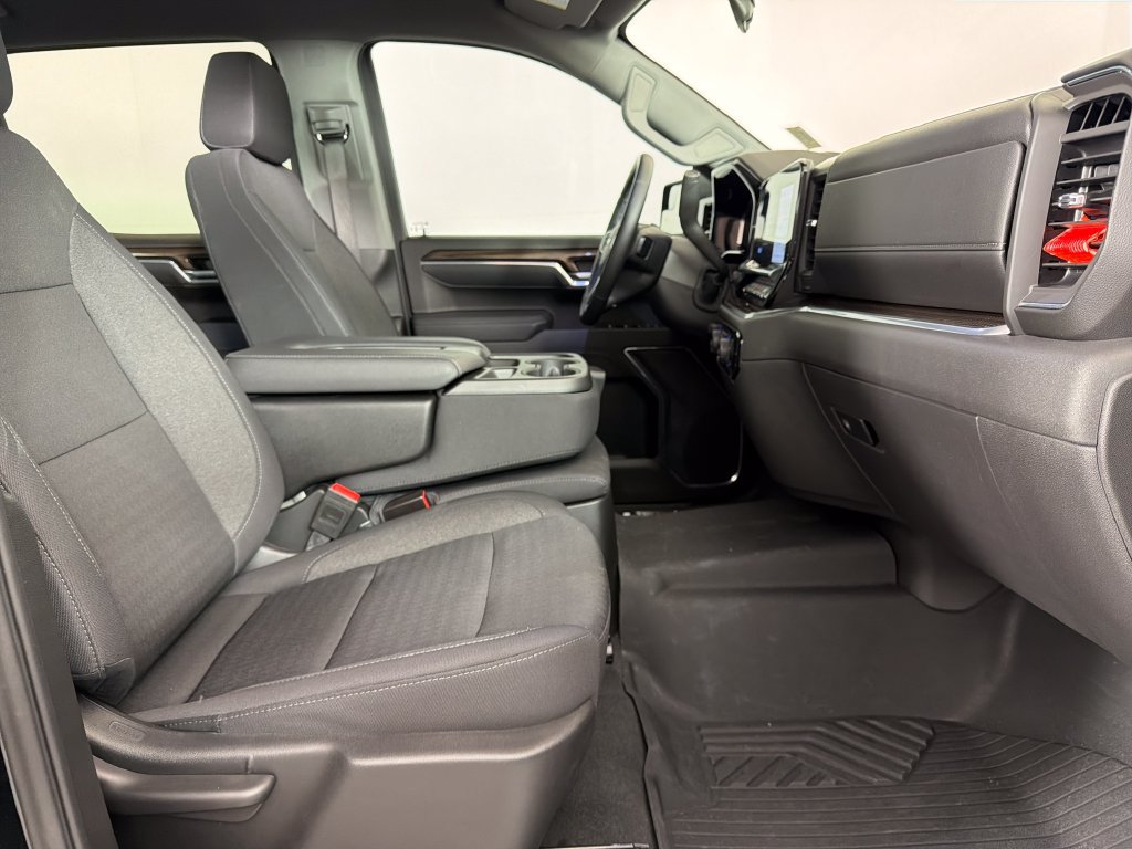 Used 2025 Chevrolet Silverado 1500 LT Trail Boss w/ LPO, Dark Essentials Package AWD/4WD image 20