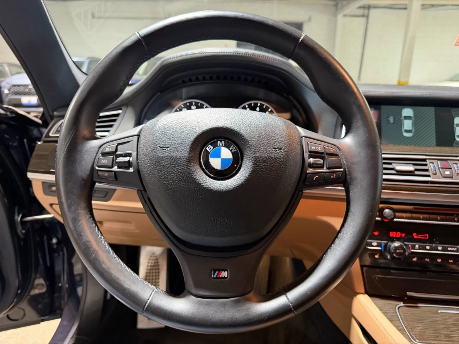 Used 2013 BMW 750Li xDrive AWD/4WD image 12