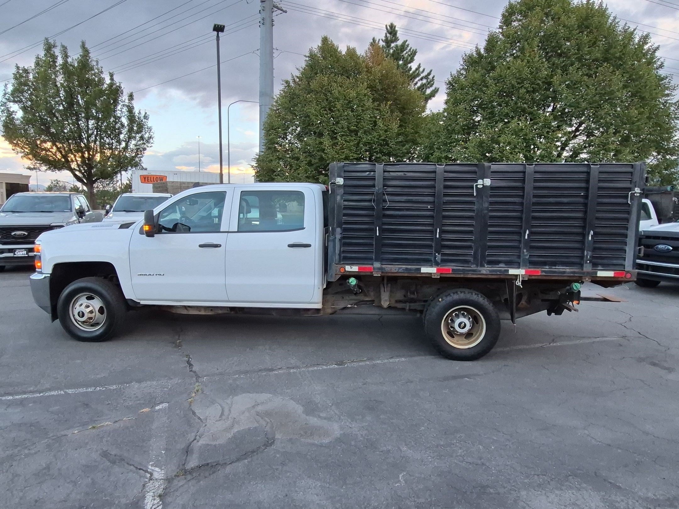 Used 2018 Chevrolet Silverado 3500 W/T w/ WT Convenience Package AWD/4WD image 9
