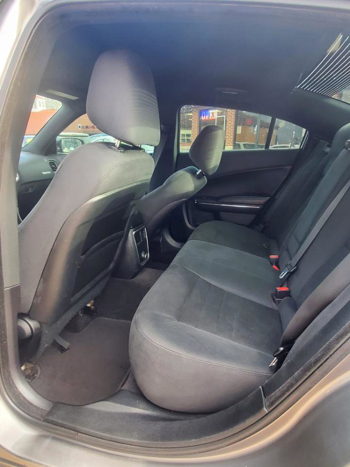 Used 2011 Dodge Charger SE RWD image 14