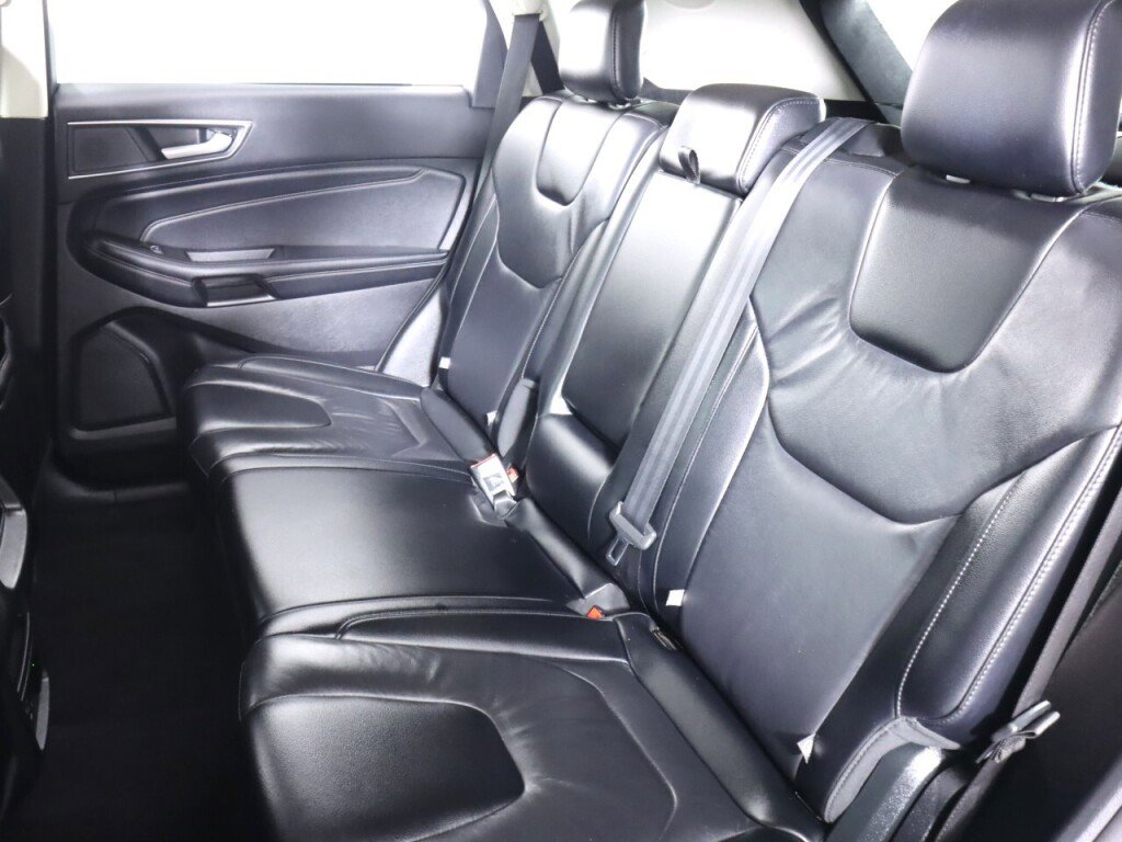 Used 2022 Ford Edge Titanium image 33