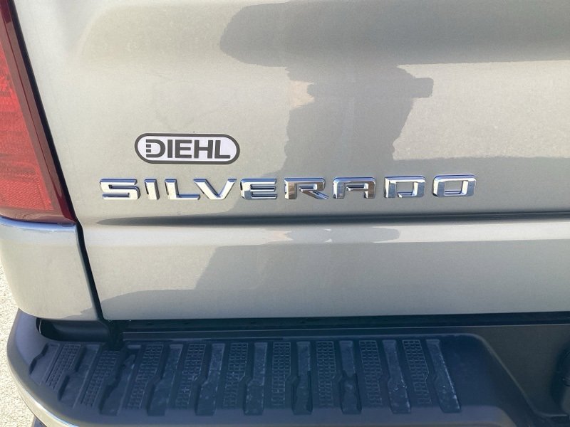 New 2026 Chevrolet Silverado 1500 LT image 12