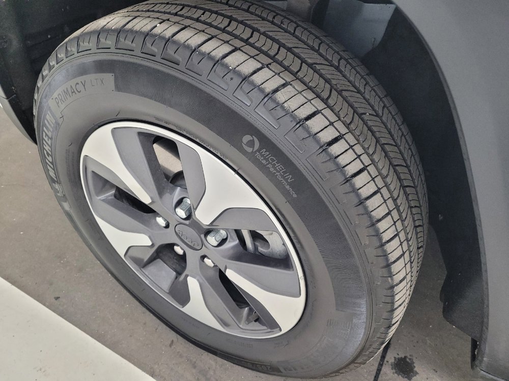 Used 2022 Jeep Grand Cherokee Limited 4xe w/ Luxury Tech Group II image 31