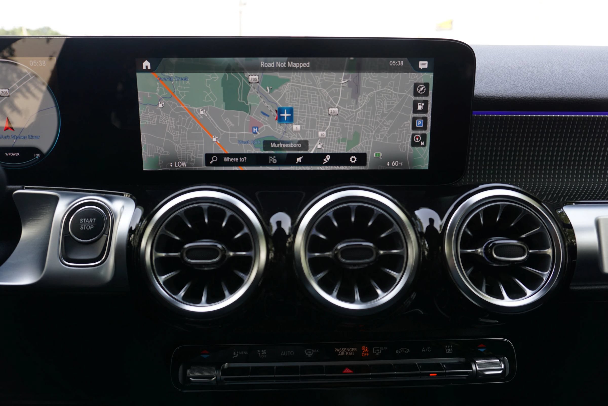 Used 2022 Mercedes-Benz EQB 350 4MATIC w/ Pinnacle Package image 40