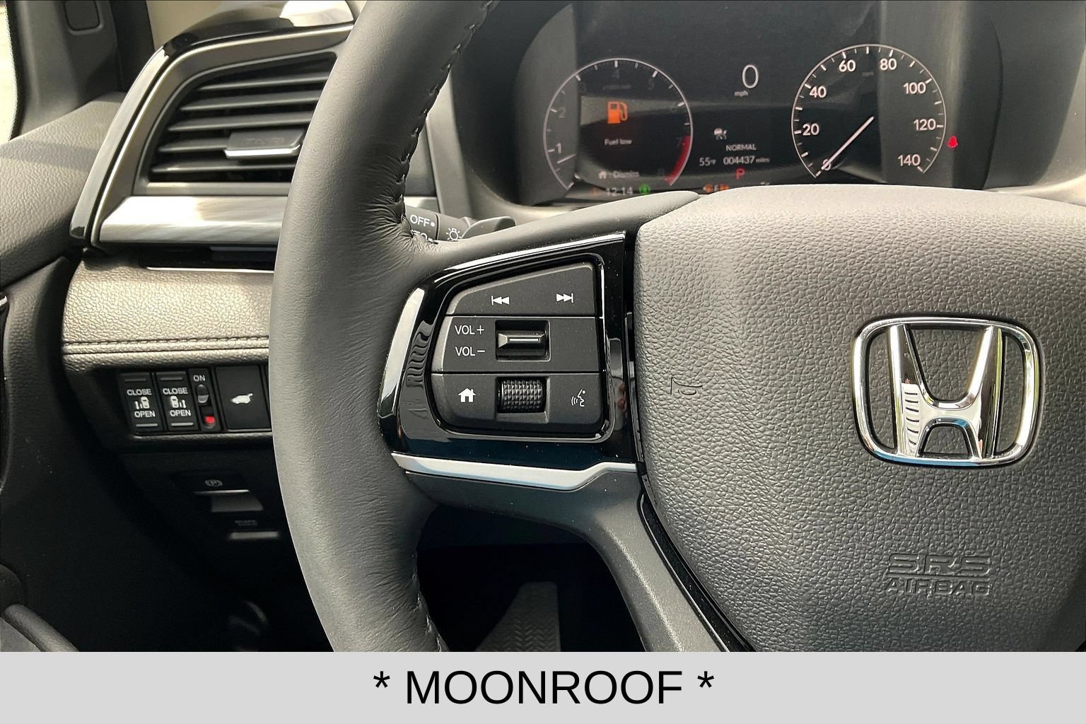 Used 2026 Honda Odyssey Elite image 11