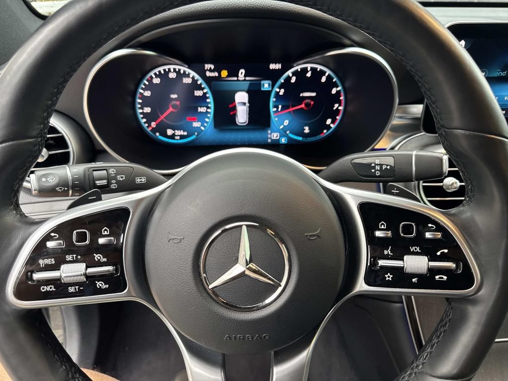 Used 2022 Mercedes-Benz GLC 300 4MATIC image 28