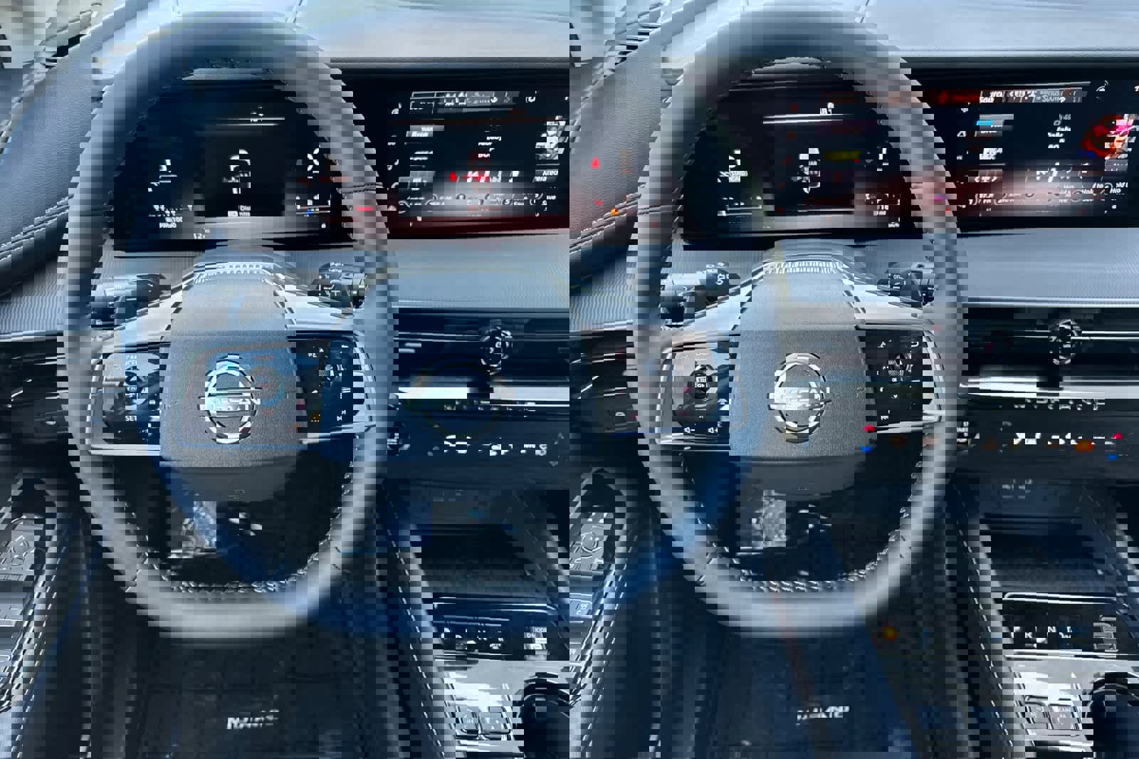 New 2025 Nissan Murano SV image 14