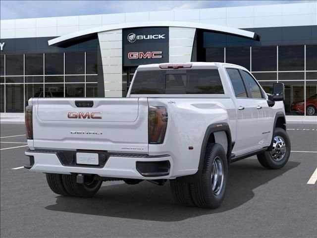 New 2026 GMC Sierra 3500 Denali Ultimate AWD/4WD image 4