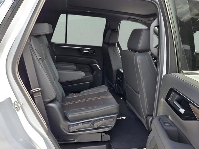 New 2026 Chevrolet Tahoe High Country w/ Sun And Tow Package RWD image 16