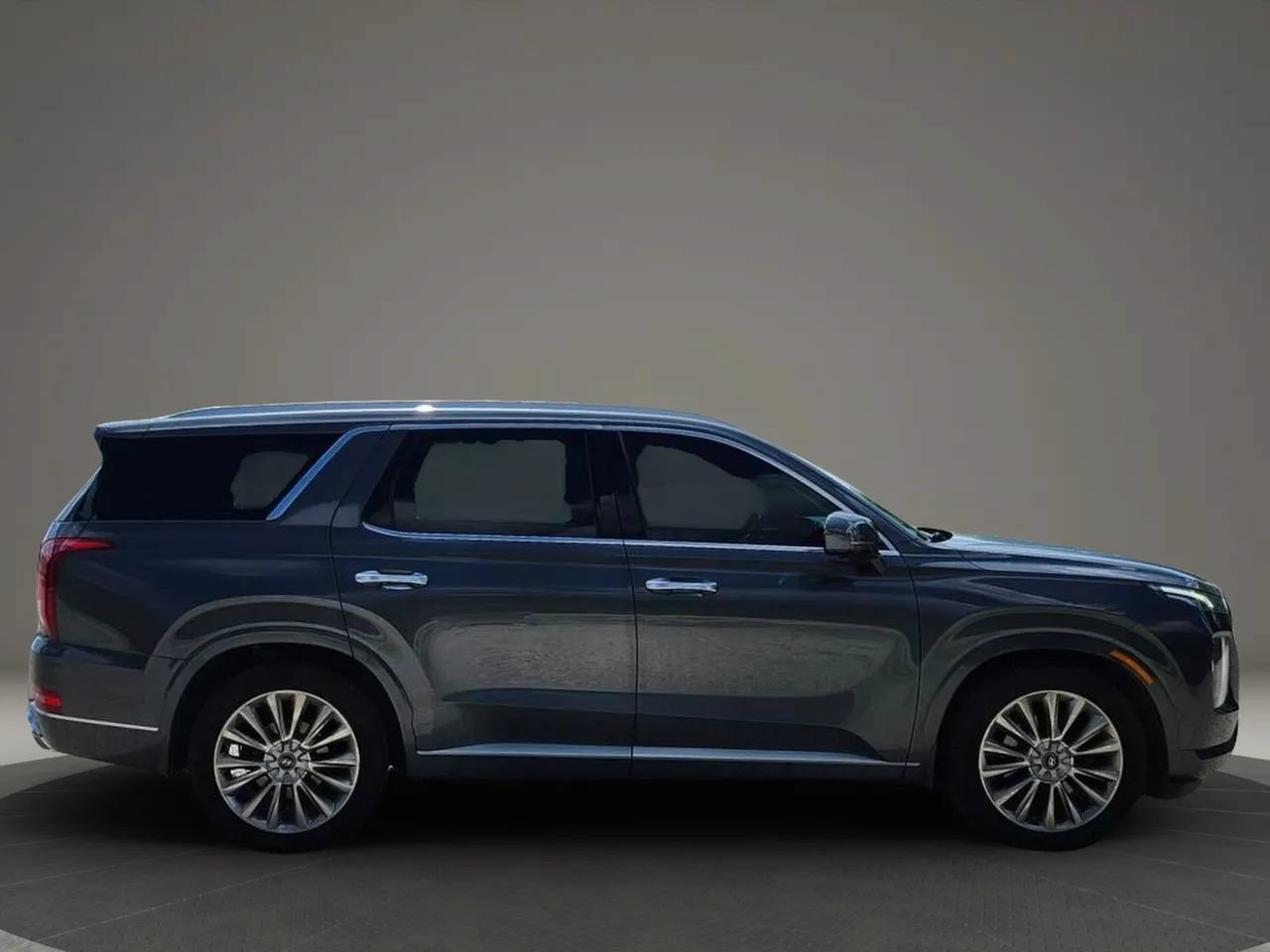 Used 2020 Hyundai Palisade Limited FWD image 7
