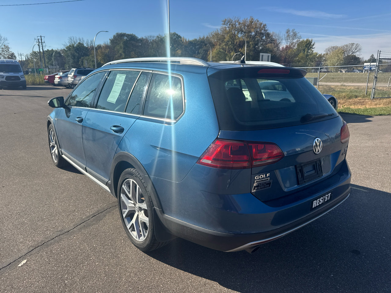 Used 2017 Volkswagen Golf Alltrack SEL image 7