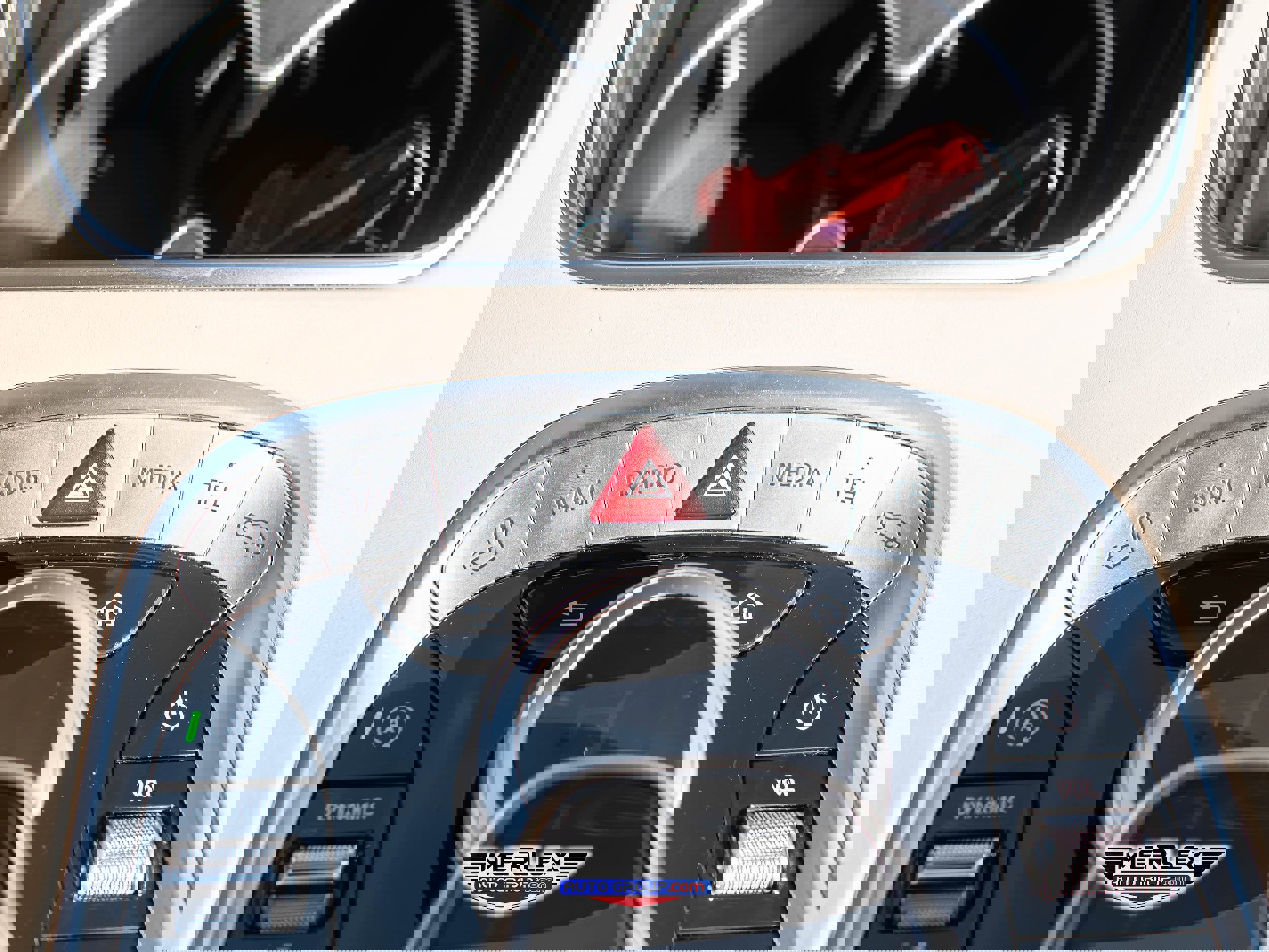 Used 2018 Mercedes-Benz S 560 4MATIC Sedan w/ Premium Package image 35