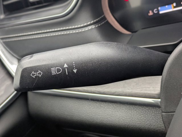 Used 2024 Jeep Grand Cherokee Overland w/ Adv Protech Group III image 30