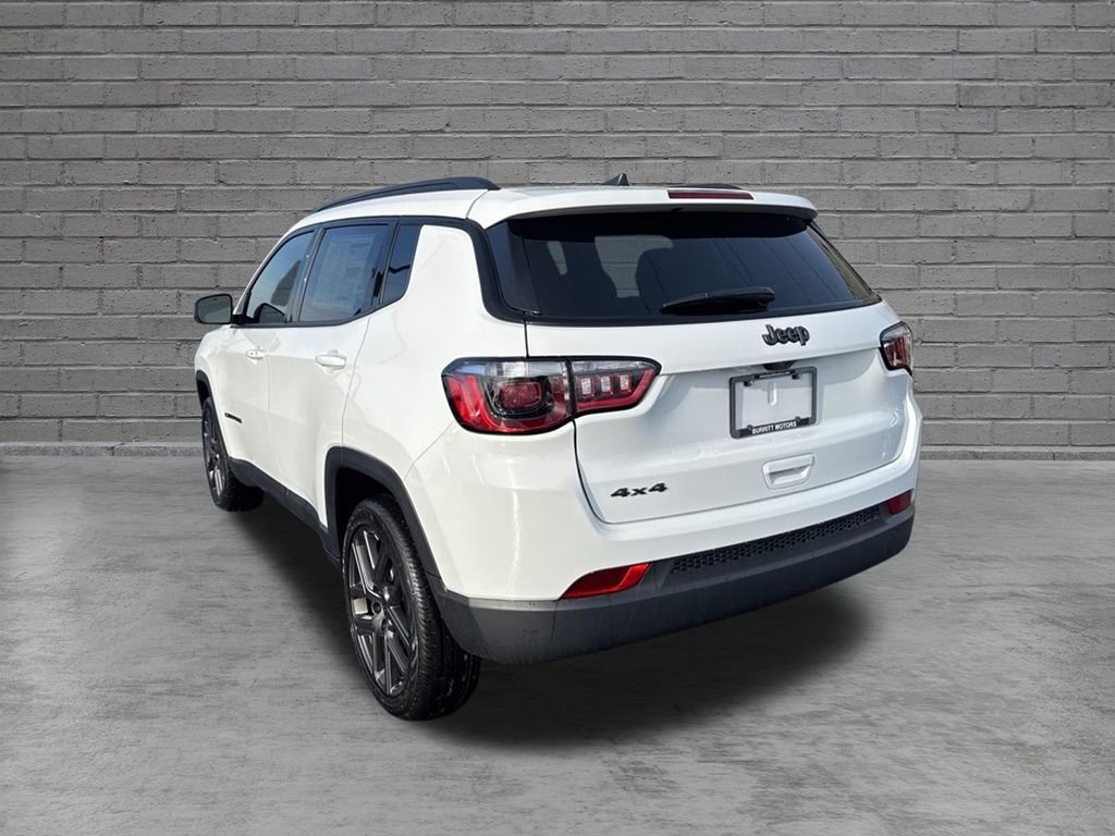New 2026 Jeep Compass Latitude AWD/4WD image 6