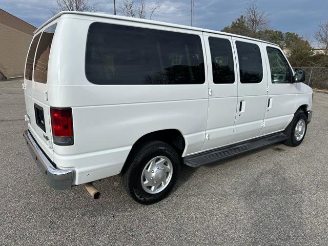 Used 2011 Ford E-350 and Econoline 350 XLT image 38