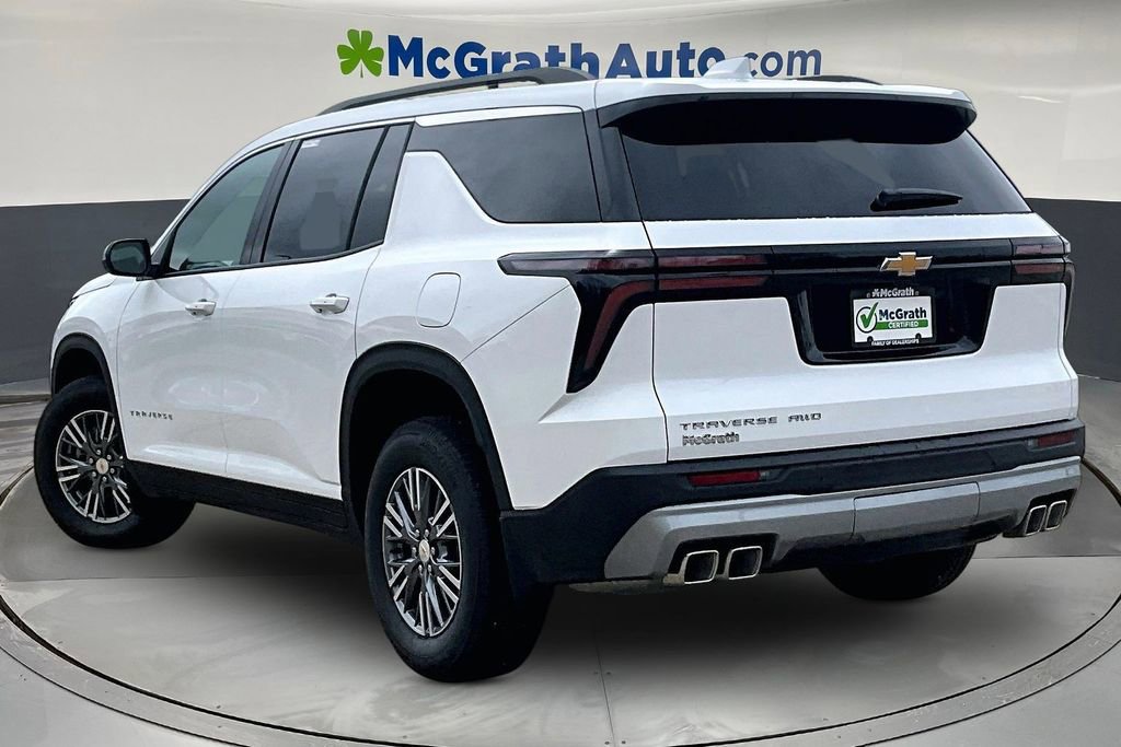 Used 2026 Chevrolet Traverse LT AWD/4WD image 4