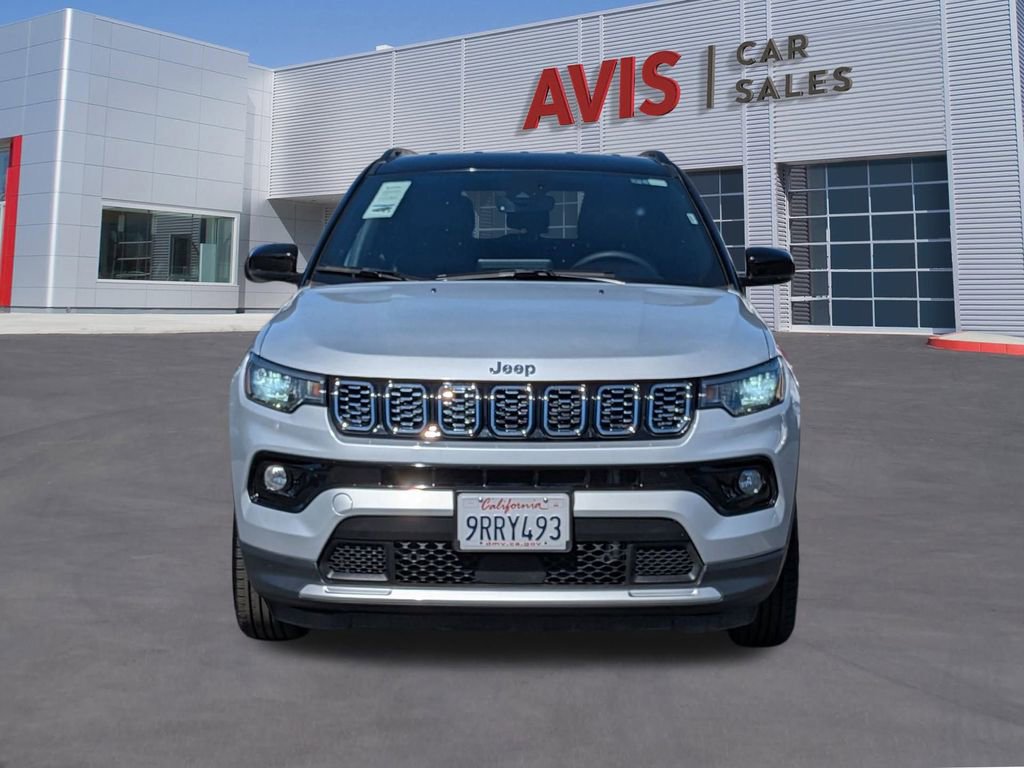 Used 2025 Jeep Compass Limited image 2