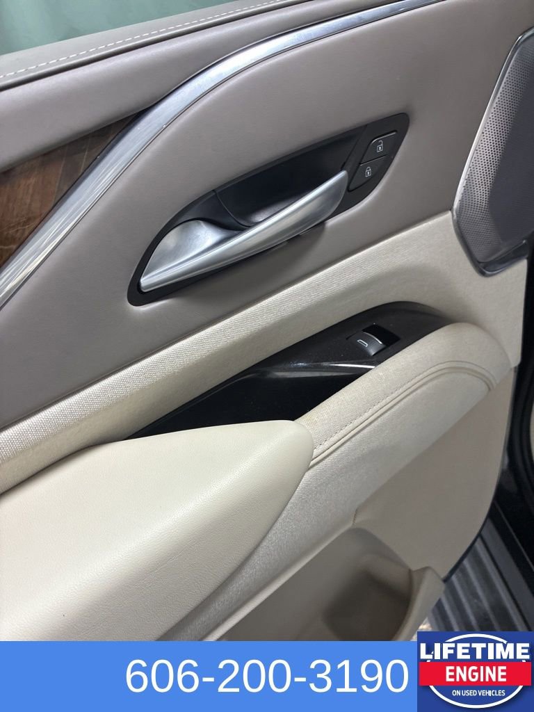 Used 2024 Cadillac Escalade Sport Platinum image 19