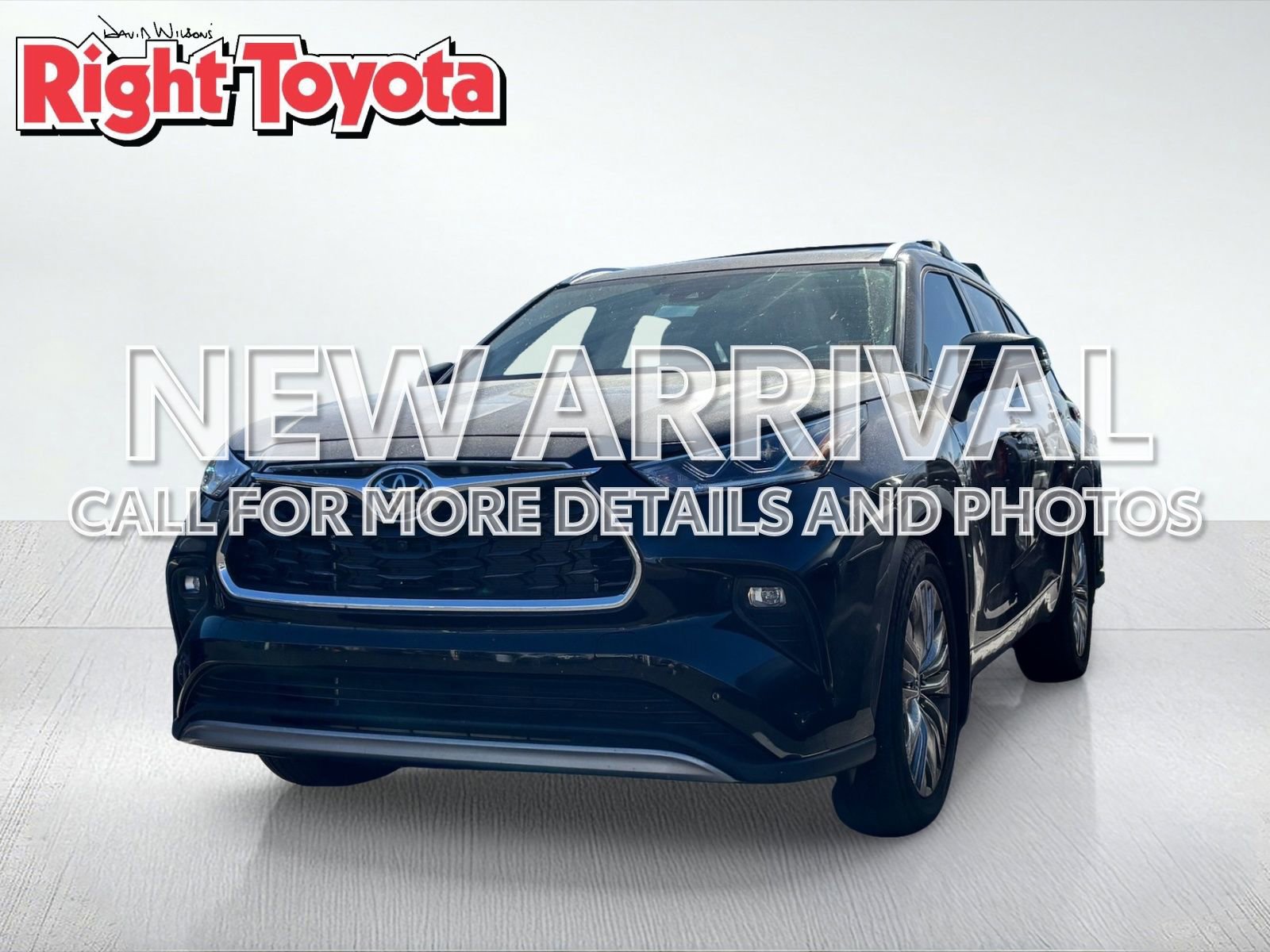 Certified 2025 Toyota Highlander Platinum AWD/4WD image 1