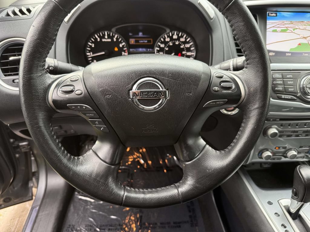 Used 2020 Nissan Pathfinder SL FWD image 20