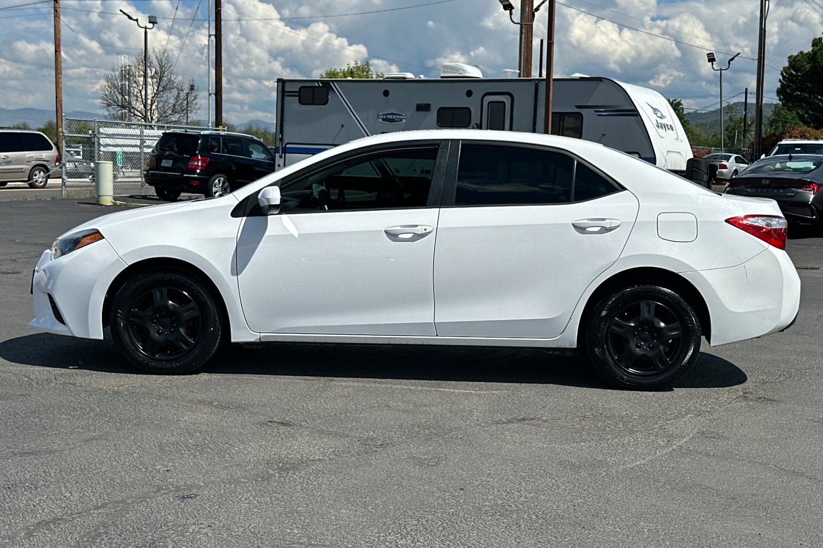 Used 2015 Toyota Corolla L image 7
