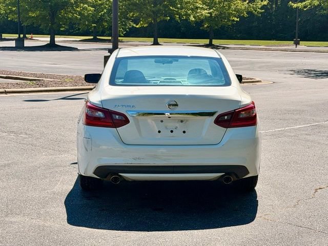 Used 2018 Nissan Altima 2.5 S FWD image 6