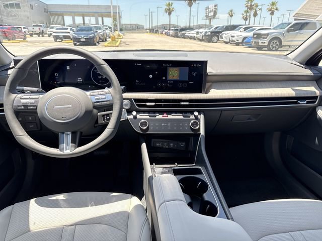 New 2025 Hyundai Sonata Limited FWD image 23
