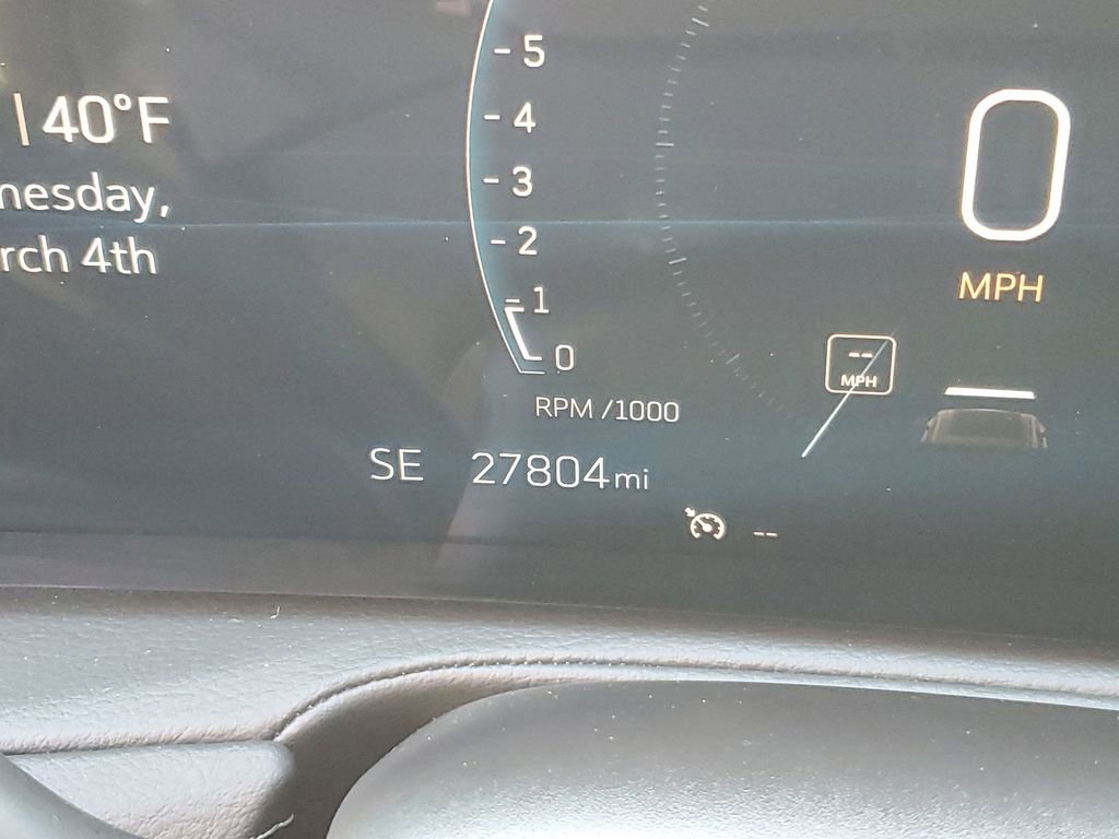 Certified 2024 Cadillac XT4 Premium Luxury image 11