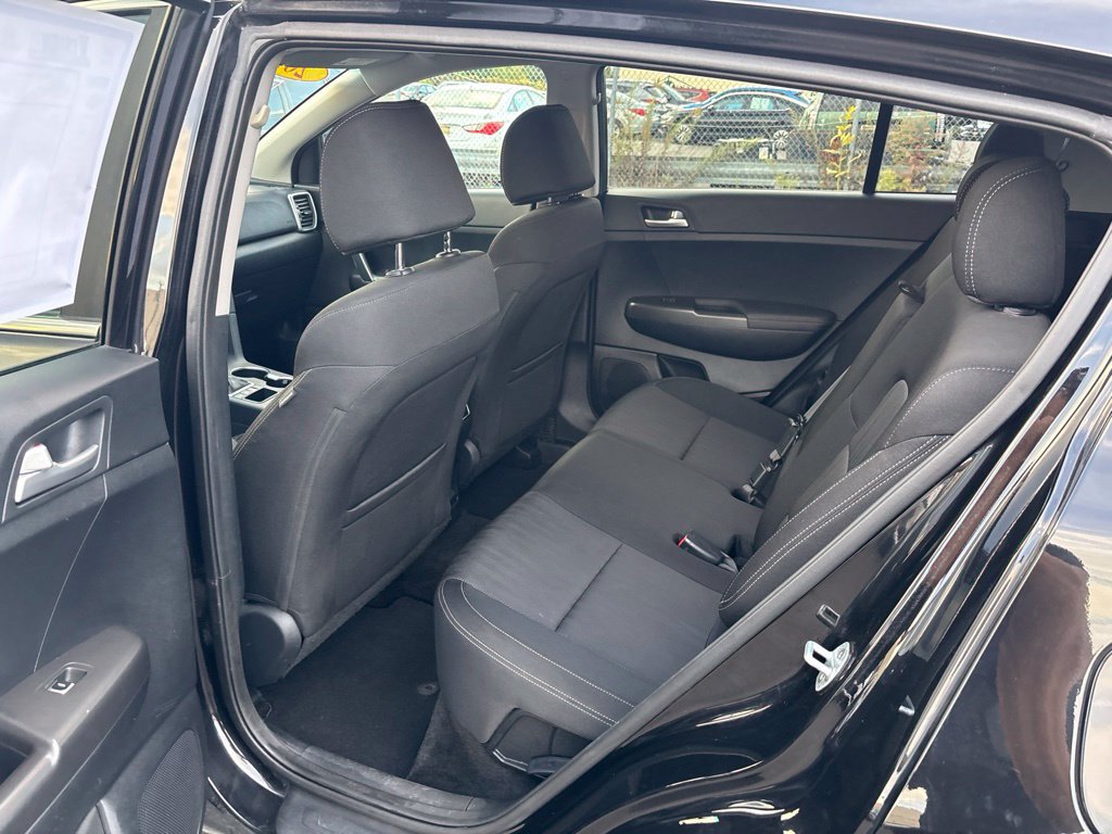 Used 2020 Kia Sportage LX AWD/4WD image 22