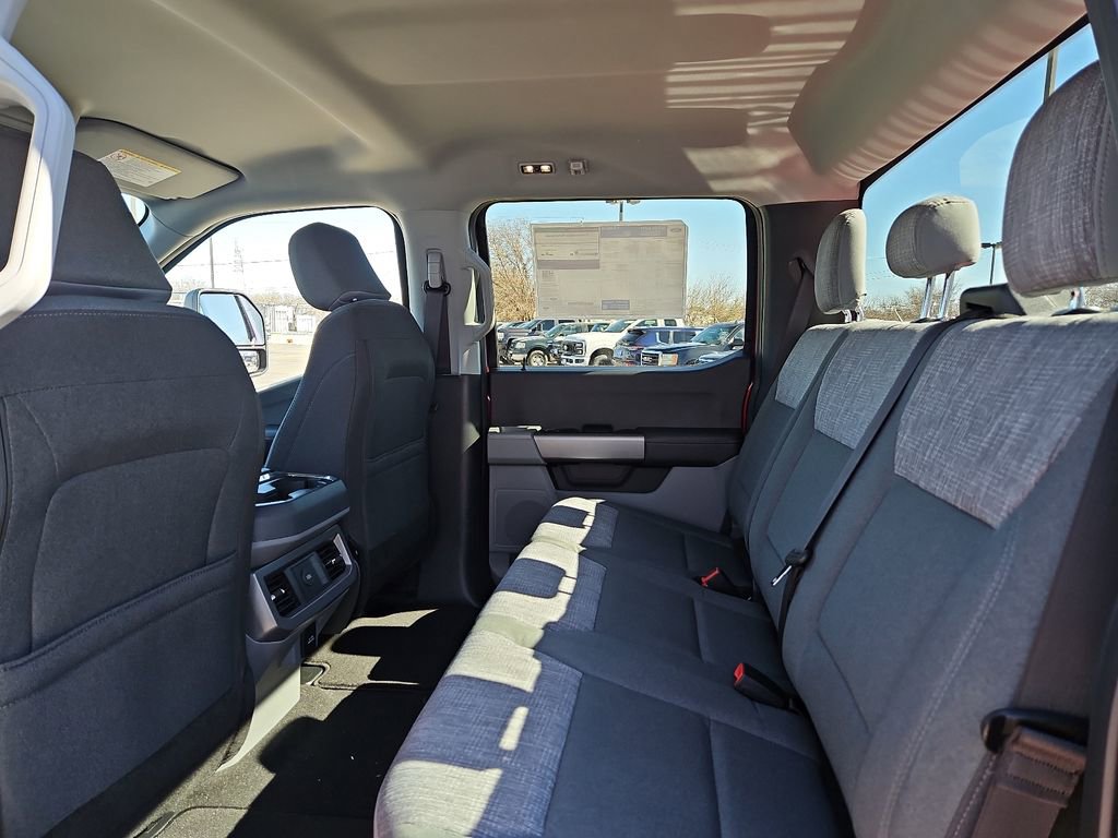 New 2026 Ford F350 XLT w/ FX4 Off-Road Package AWD/4WD image 19