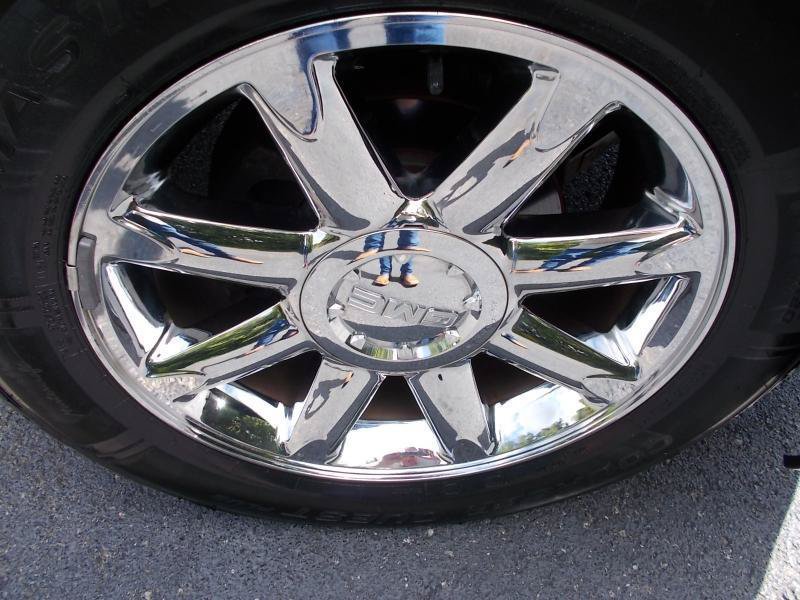 Used 2012 GMC Yukon XL Denali AWD/4WD image 17