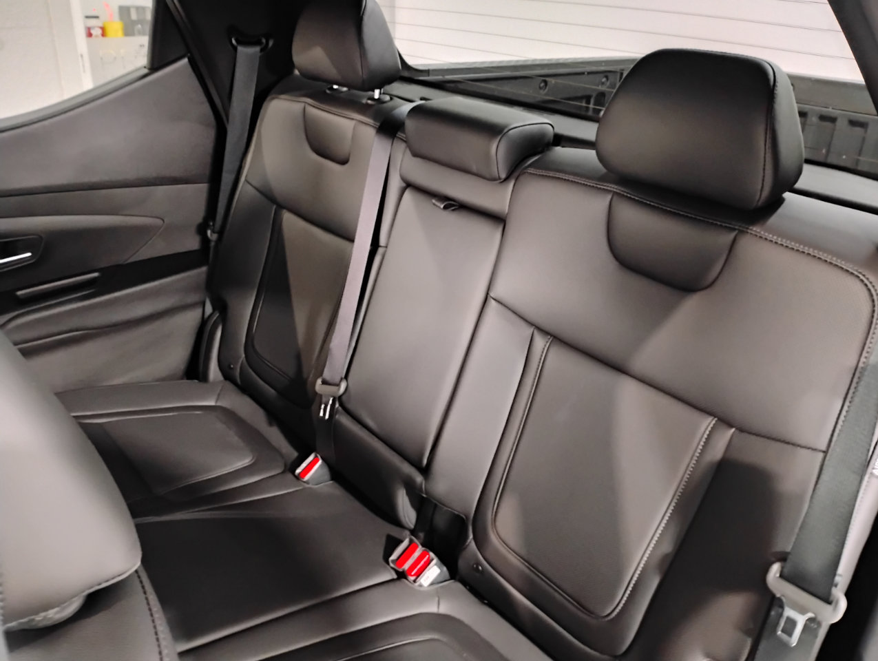 Used 2025 Hyundai Santa Cruz SEL image 93