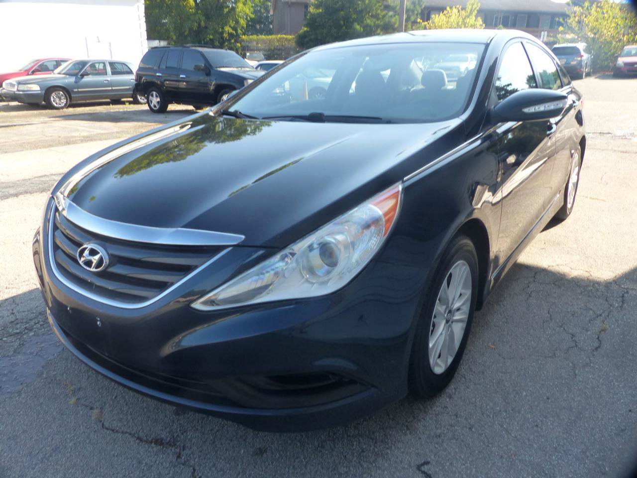 Used 2014 Hyundai Sonata GLS w/ Popular Equipment Group 2 FWD image 2