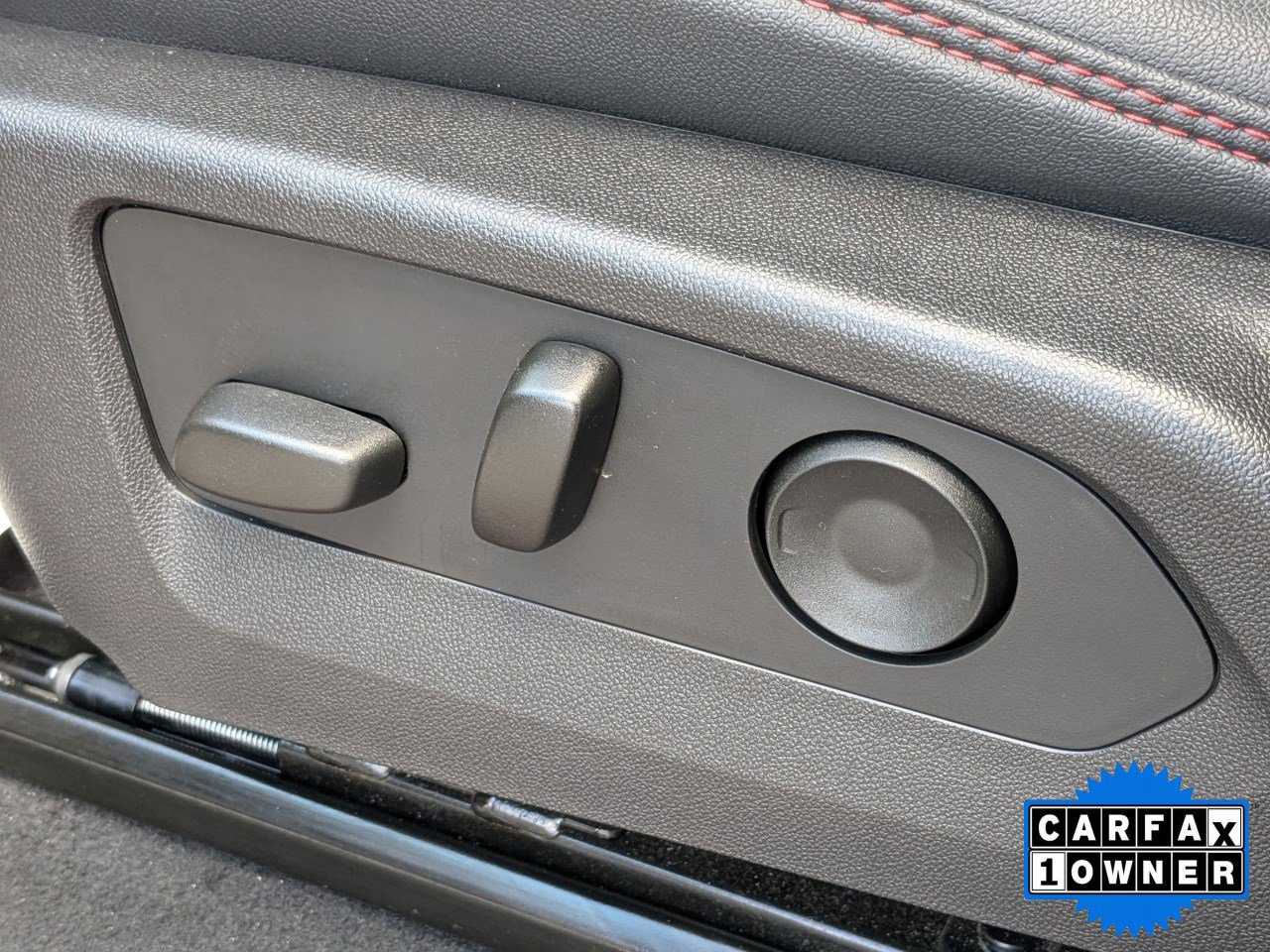 Used 2024 Chevrolet Colorado Z71 w/ Z71 Convenience Package 2 image 17