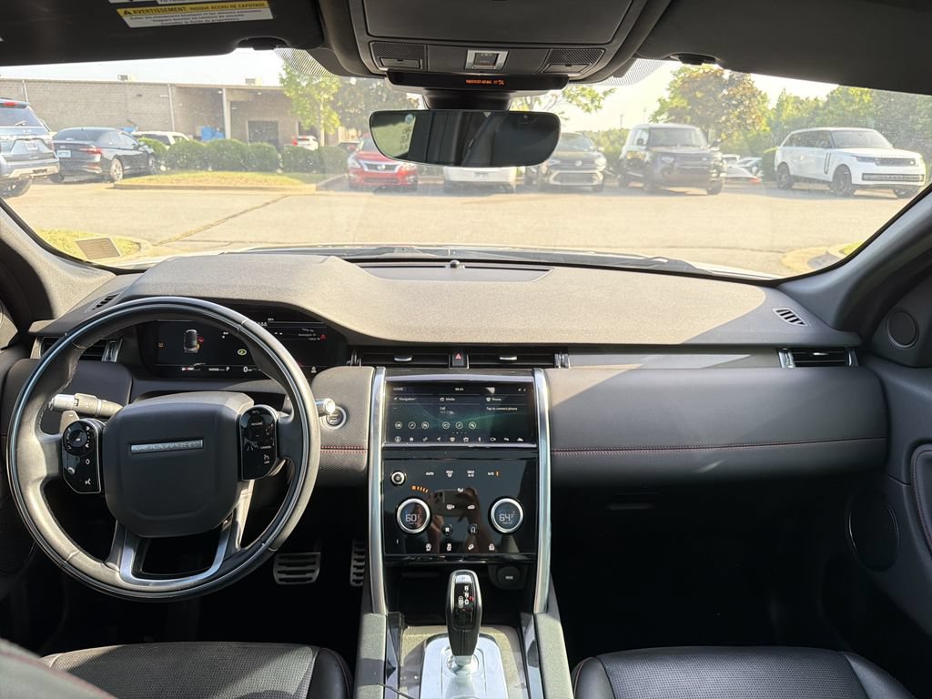 Used 2020 Land Rover Discovery Sport SE R-Dynamic AWD/4WD image 18