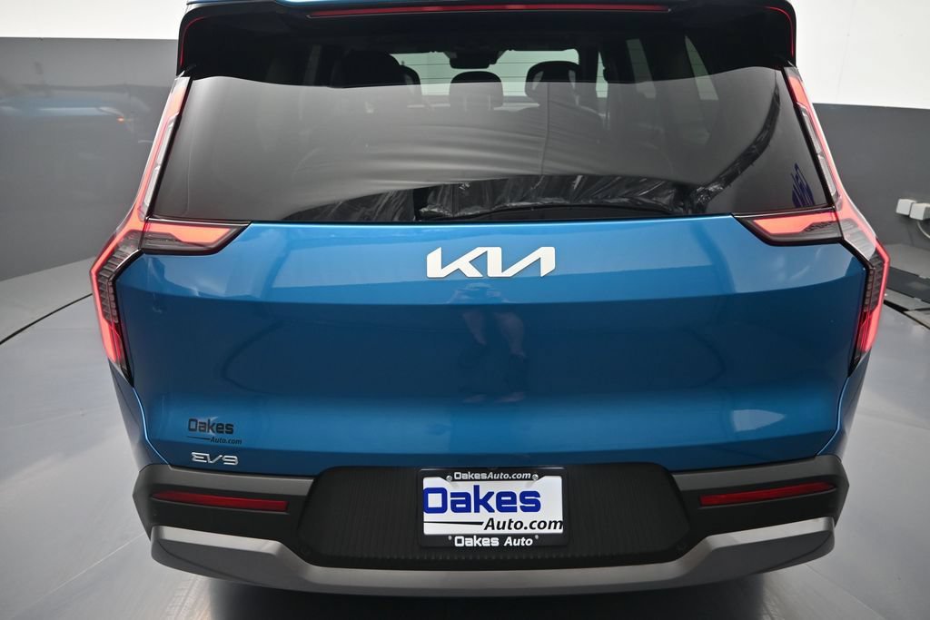 New 2026 Kia EV9 Wind AWD/4WD image 35