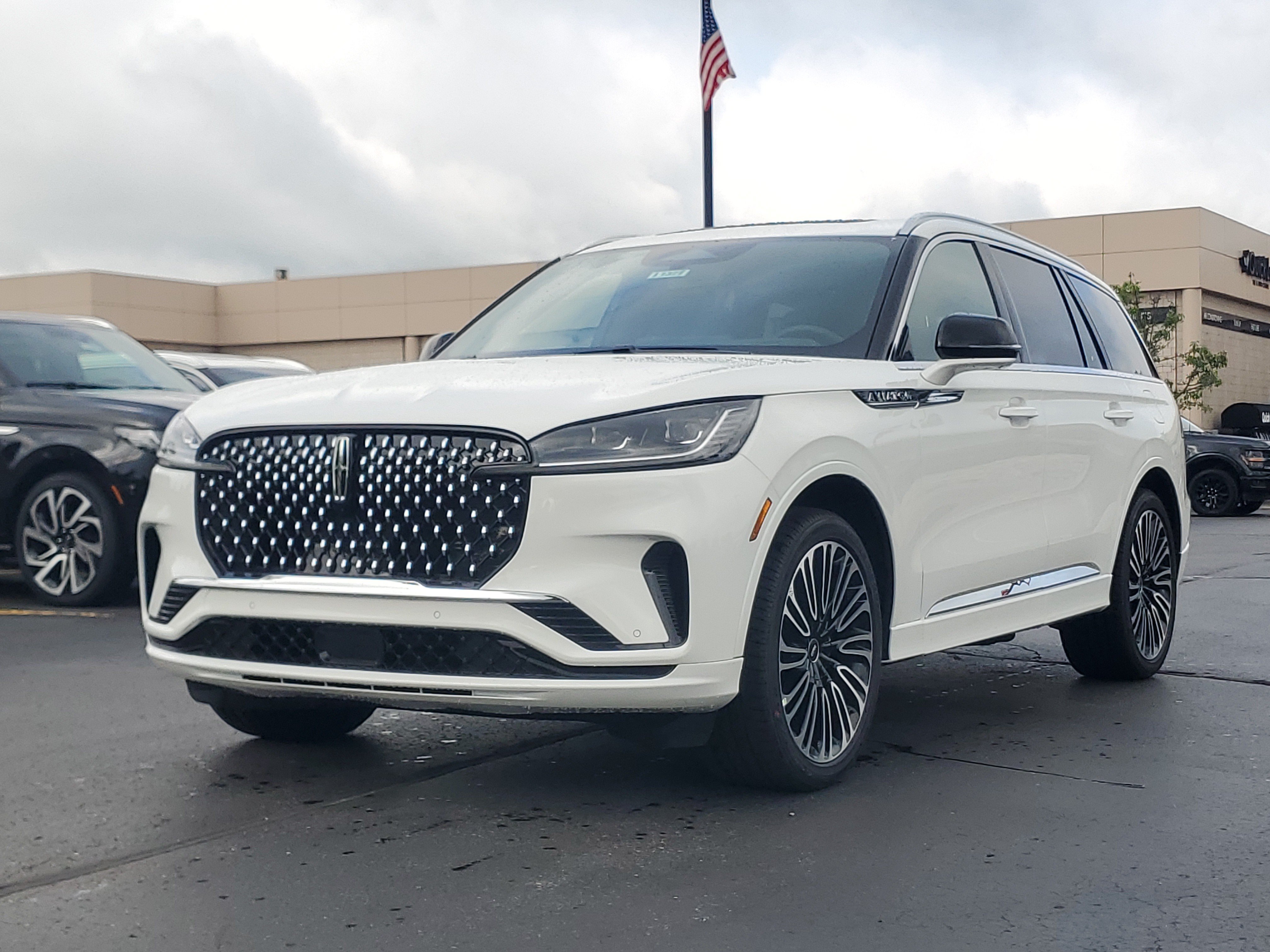 New 2026 Lincoln Aviator Black Label AWD/4WD video 2