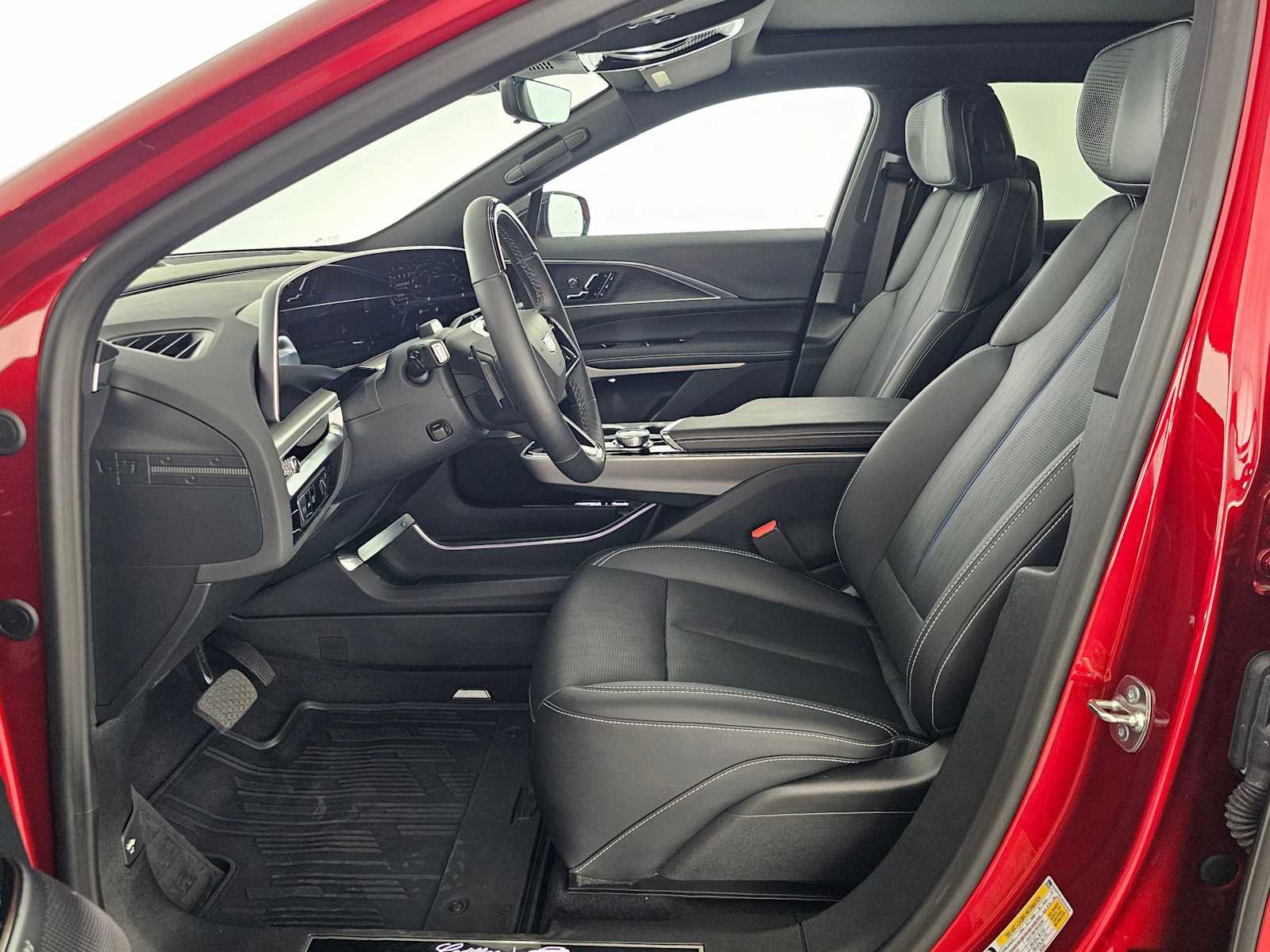 Used 2025 Cadillac Lyriq Luxury w/ LPO, Red Accent Package image 20